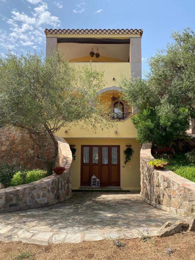 Case Vacanze Villa Rosita San Teodoro  Εξωτερικό φωτογραφία